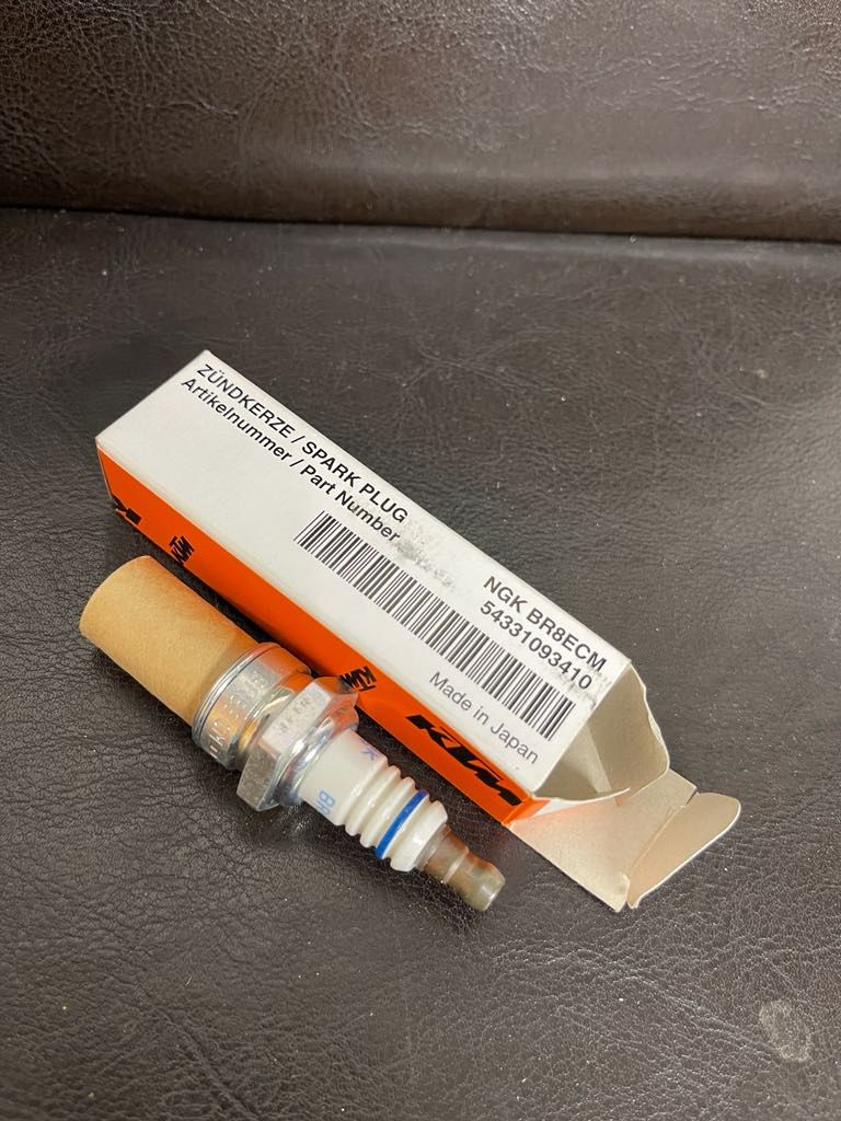 KTM Spark Plug BR8ECM