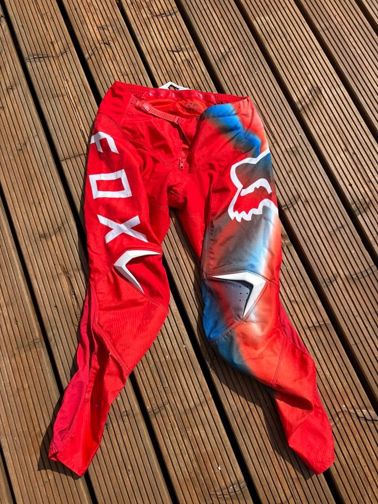 fox pants