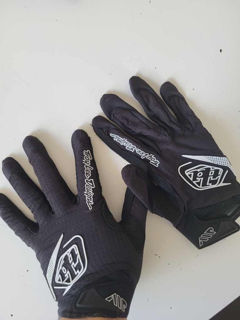 Gloves TLD