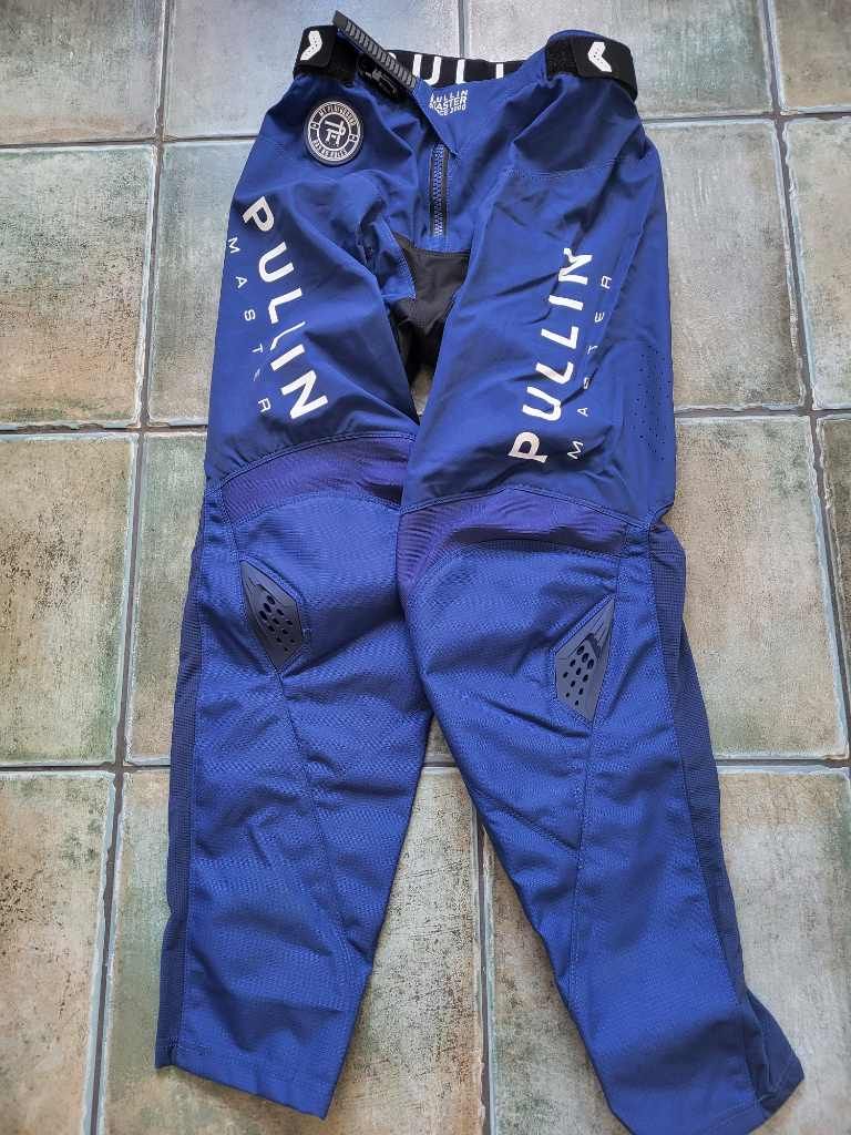 Pants Pull-in Master