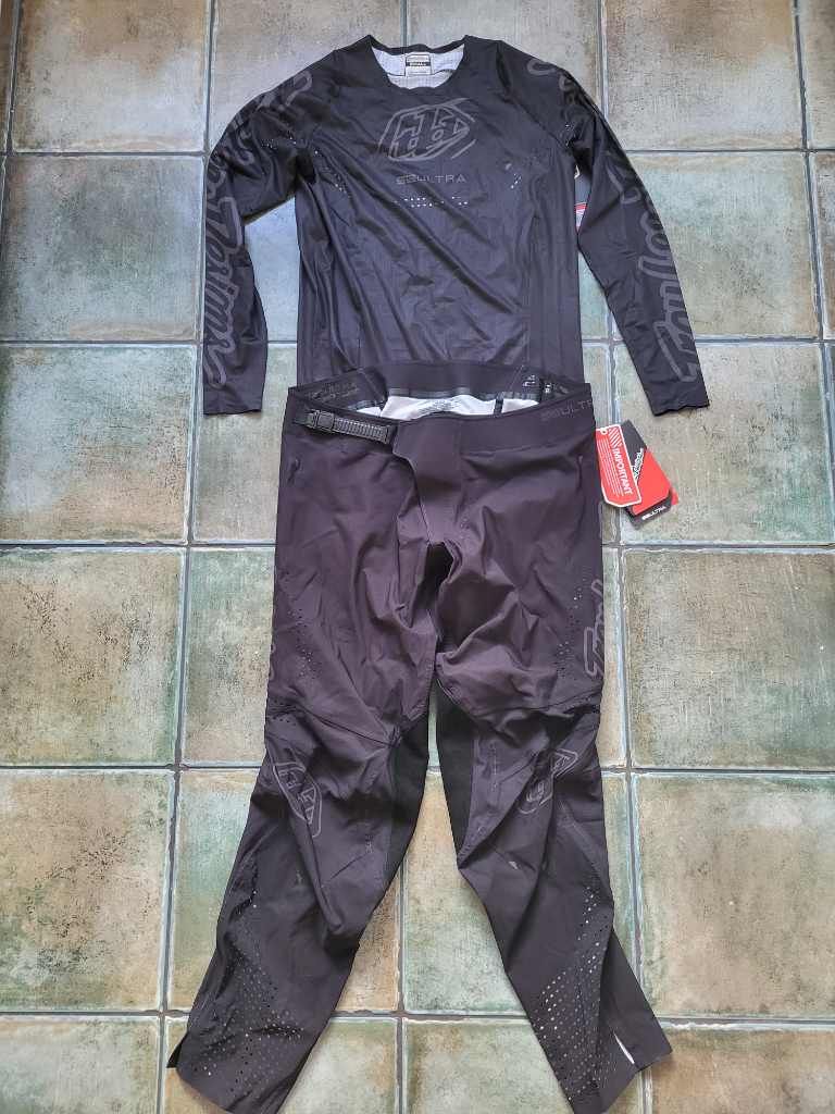 Combos TLD. Size S/34