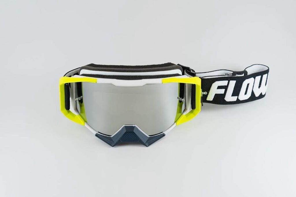 Flow goggles