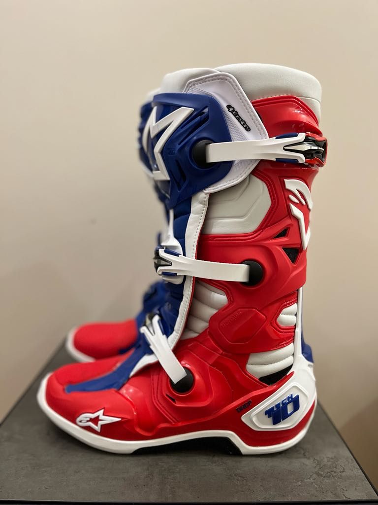 alpinestars tech 10